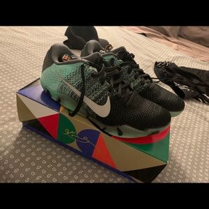 Kobe all star XI size 9.5